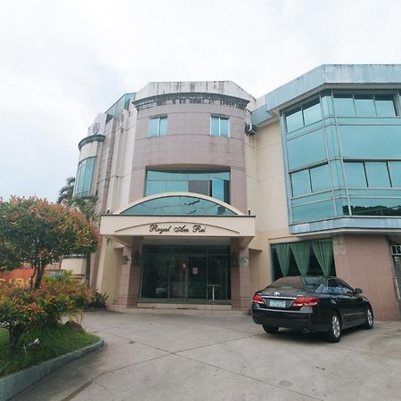 Royal Am Rei Hotel By Reddoorz باكولود المظهر الخارجي الصورة